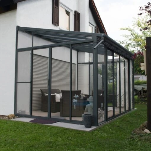 Véranda 300x425cm En Alu Gris Et Polycarbonate 8mm Sanremo - Palram - Canopia -Jardin Soldes veranda 300x425cm en alu gris et polycarbonate 8mm sanremo palram 2